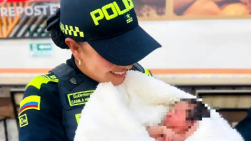 Policía Metropolitana de Medellín atiende parto en vía pública