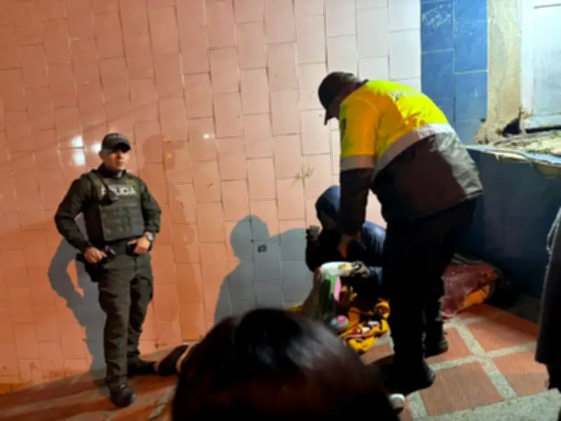 Policía y comunidad de Ipiales realizan jornada solidaria con habitantes de calle en Nariño