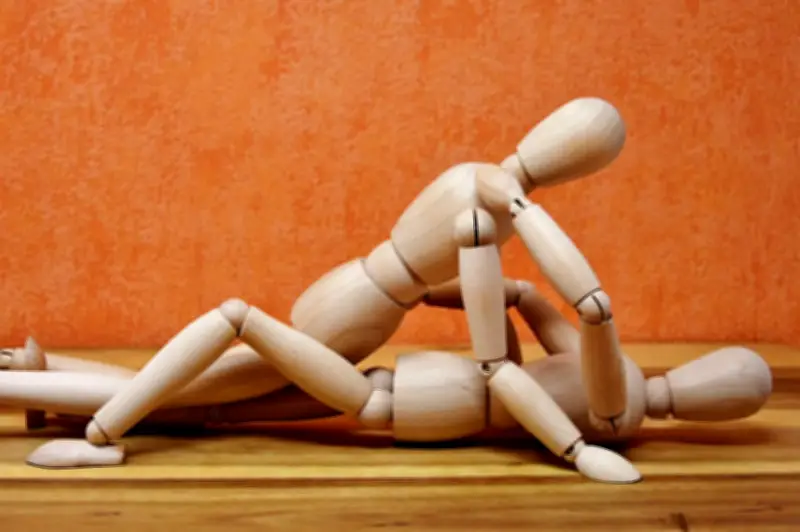 Porno lésbico: ¿Representación real o mirada masculina fetichista?