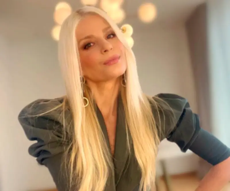 Presentadora de 'La Red' genera polémica al cuestionar denuncias de acoso en televisión colombiana