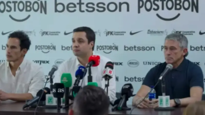 Presidente de Atlético Nacional ratifica a Diego Arias como técnico pese a eliminación en Copa Sudamericana