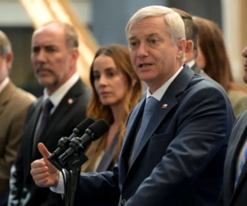 Prima de Riesgo de Chile se Dispara ante Deterioro Económico y Desafíos de Kast