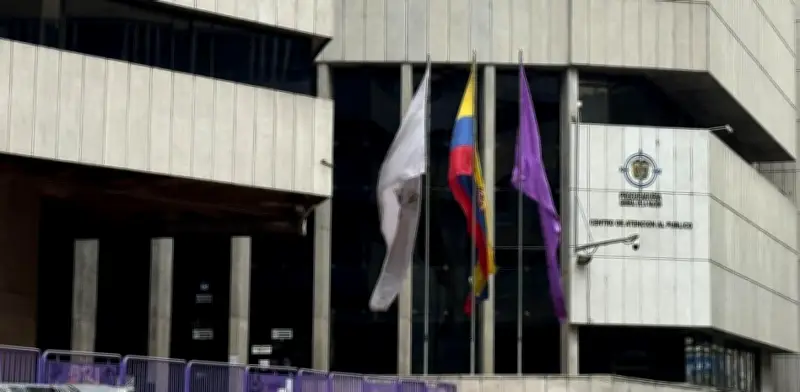 Procuraduría suspende a cuatro funcionarios de Cali por caso Playa Renaciente