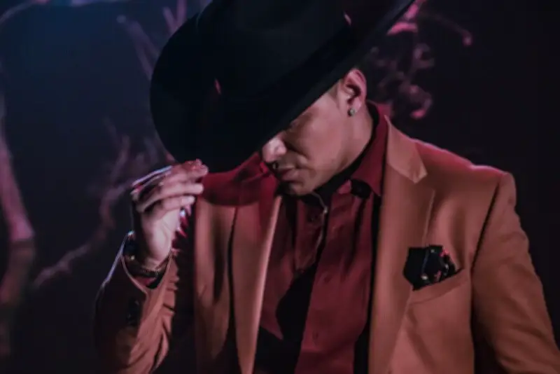 Productor musical comparte video inédito y manuscrito de Yeison Jiménez a dos meses de su muerte