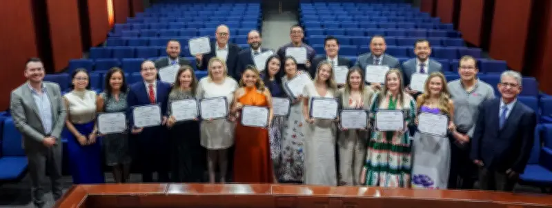 Profesionales se gradúan en Liderazgo Estratégico en la CCB de Bucaramanga