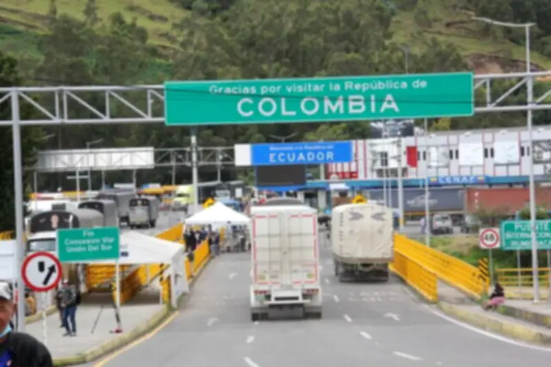 Protesta en Ipiales bloquea paso fronterizo con Ecuador por guerra comercial