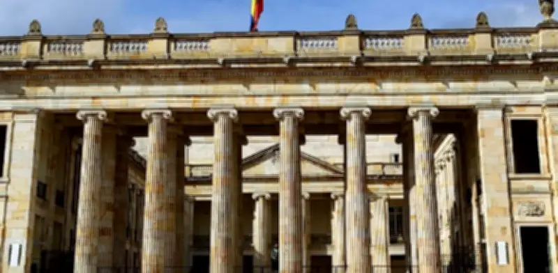 Proyecto de ley para prohibir la mutilación genital femenina avanza en el Congreso colombiano