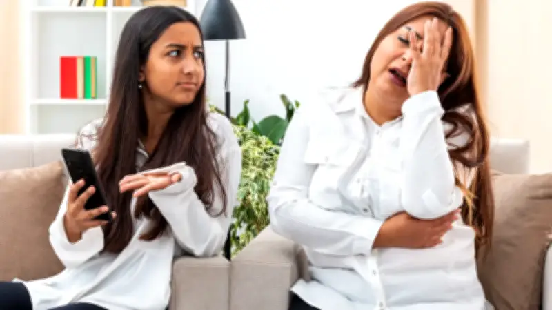 Psicología Revela: Conversaciones que las Personas Inteligentes Evitan Siempre