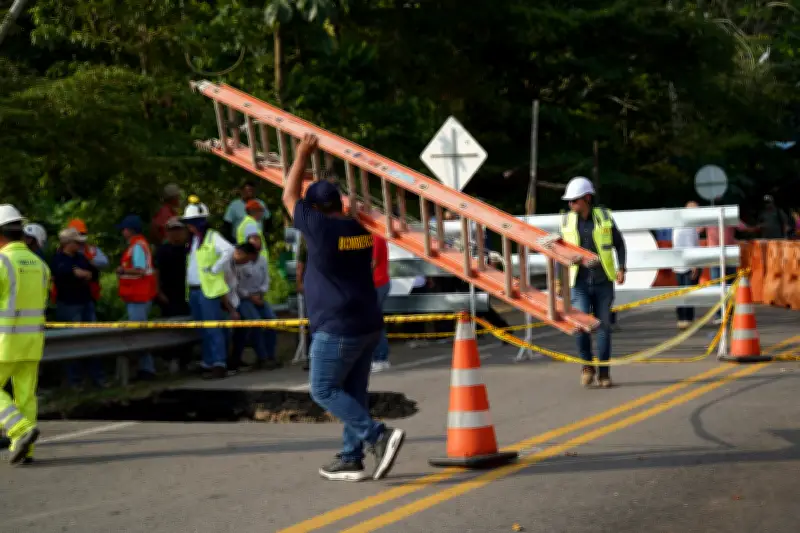 Puente Guillermo Gaviria cerrado por erosión del río Magdalena: avanza solución provisional