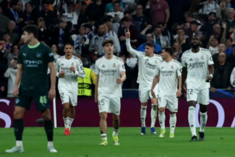 Real Madrid golea 3-0 al Manchester City en ida de octavos de Champions League