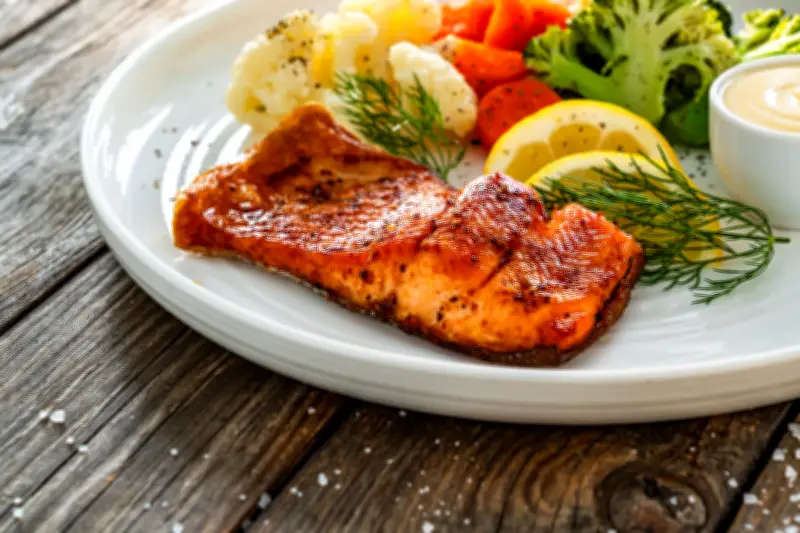 Receta de salmón en freidora de aire: un plato saludable y rápido de preparar