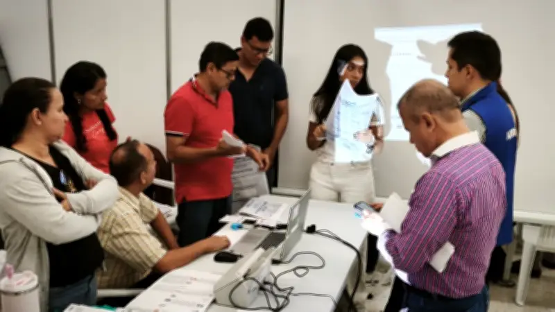 Registraduría Nacional recibe balance positivo tras elecciones, pese a críticas de Petro