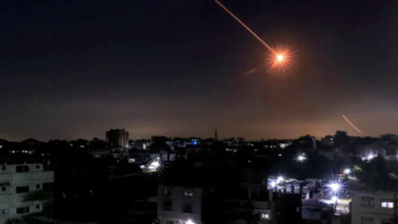 Reino Unido autoriza bases militares para ataques defensivos contra Irán