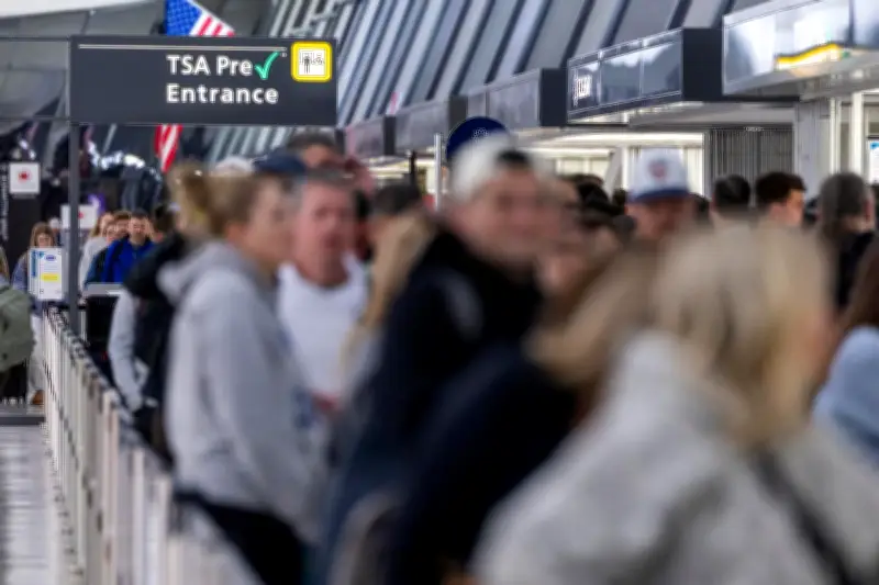 Republicanos bloquean financiación de seguridad aeroportuaria pese a aprobación en Senado estadounidense
