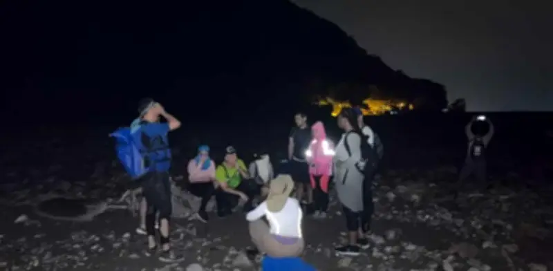 Rescatan a 17 senderistas atrapados en río Guayuriba, Meta, tras dramática noche sin señal