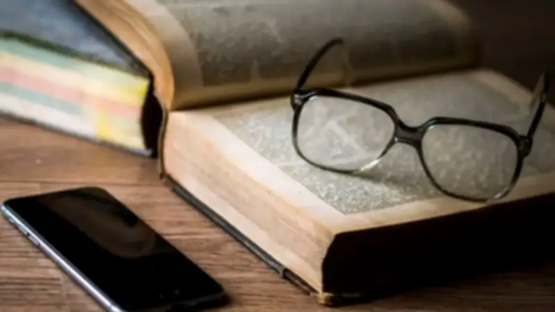 Rescatando a Colombia: Un libro con soluciones a cinco crisis nacionales urgentes