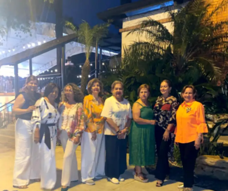 Reunión de amigas en Ruitoque: un encuentro social que destaca la vida social en Santander