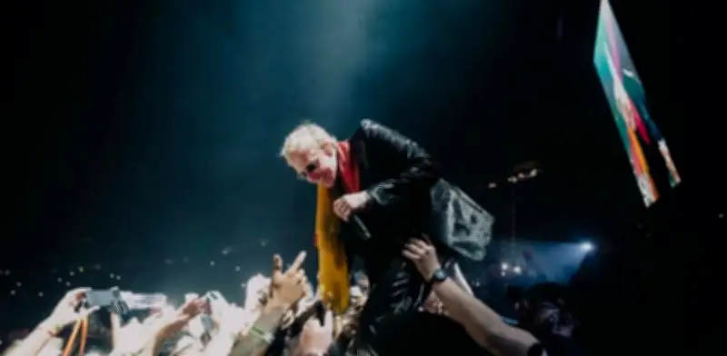 Rüfüs Du Sol convirtió el Coliseo MedPlus en una fiesta electrónica con más de 20.000 asistentes