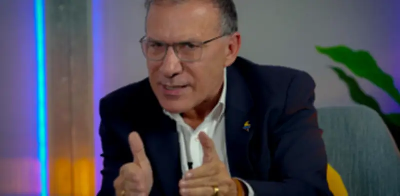 Roy Barreras designa a la exfiscal Martha Lucía Zamora como su fórmula vicepresidencial para las elecciones del 31 de mayo