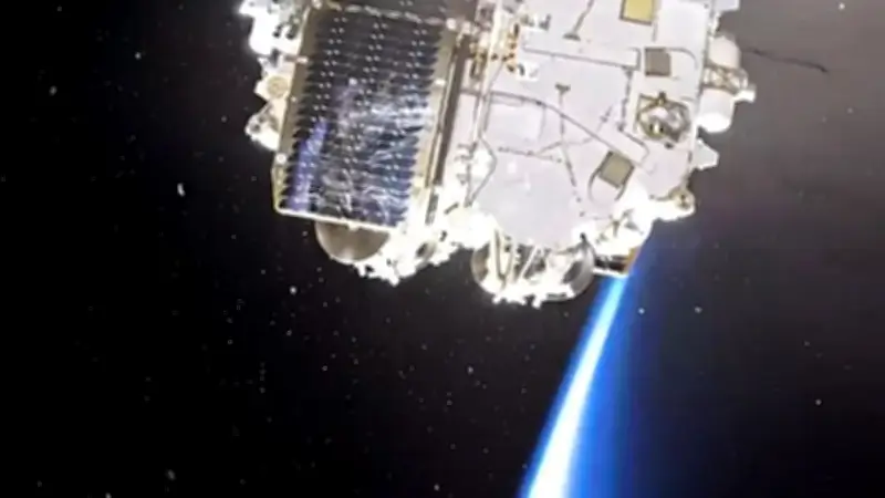 Rusia lanza sus primeros satélites para competir con Starlink de SpaceX