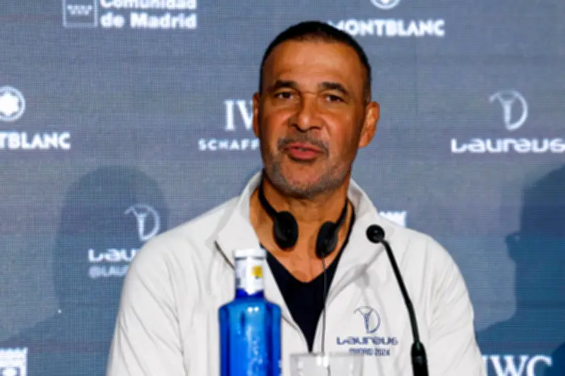 Ruud Gullit critica el fútbol moderno: 'Se volvió absolutamente horrible'