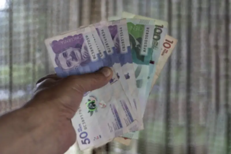 Salarios estatales en Colombia alcanzan hasta 39 millones de pesos tras ajuste de 2026