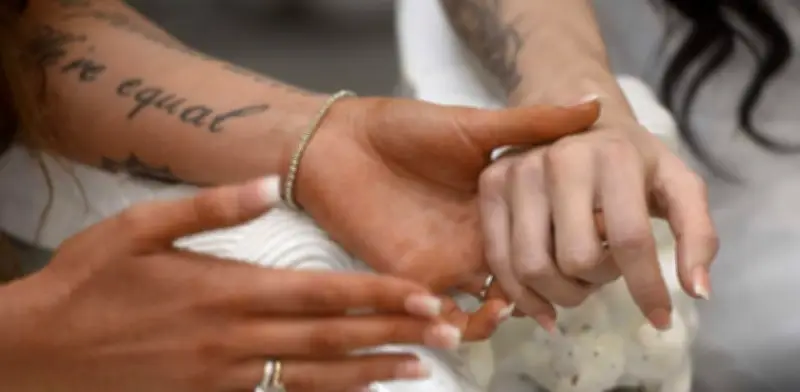 Sancionan a juez que rechazó matrimonio igualitario en Cartagena por anteponer creencias religiosas