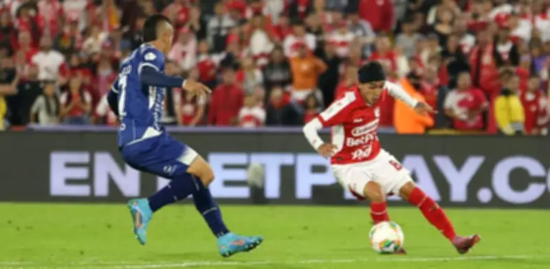 Santa Fe tropieza en casa y se aleja de la clasificación tras empate con Alianza