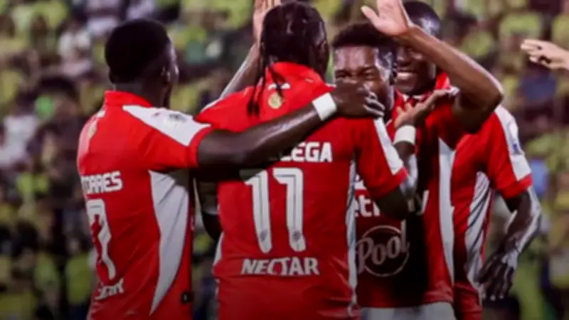 Santa Fe vence a Bucaramanga y se acerca a los cuadrangulares finales