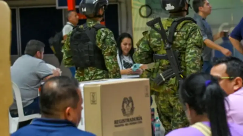 Santander implementa medidas de seguridad para las elecciones del 8 de marzo