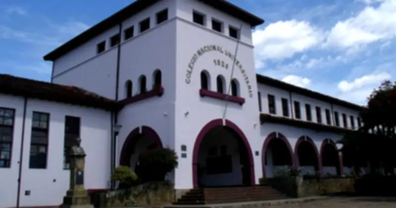 Santander invierte $2.000 millones en infraestructura educativa del Colegio Universitario de El Socorro