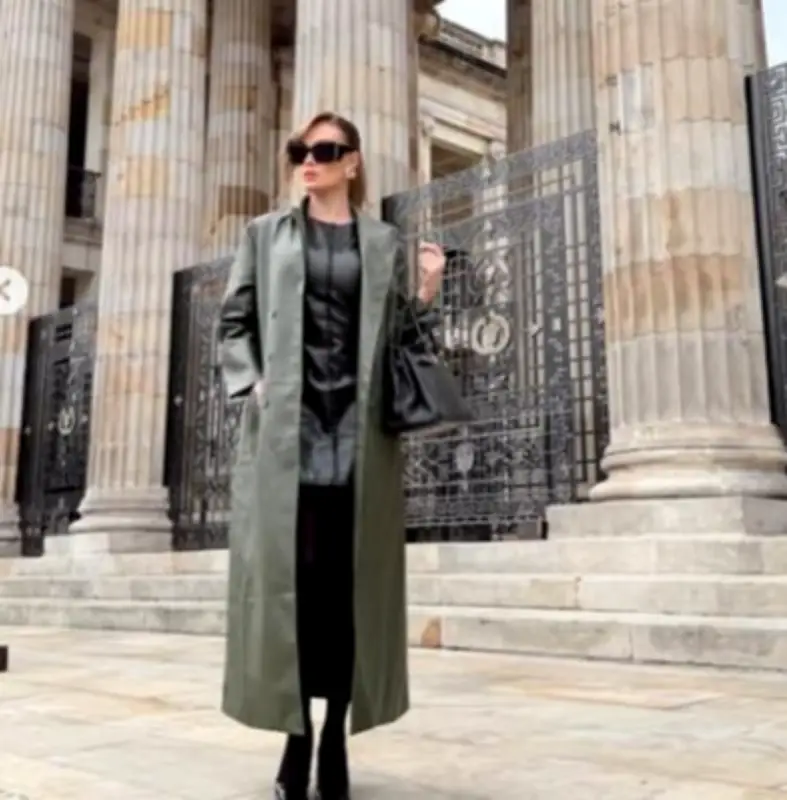 Sara Uribe recibe reconocimiento en el Congreso por su impacto social y liderazgo