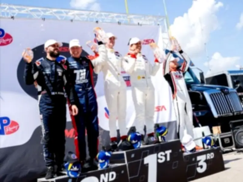 Óscar Tunjo triunfa en Sebring y consolida liderato en Campeonato IMSA Endurance