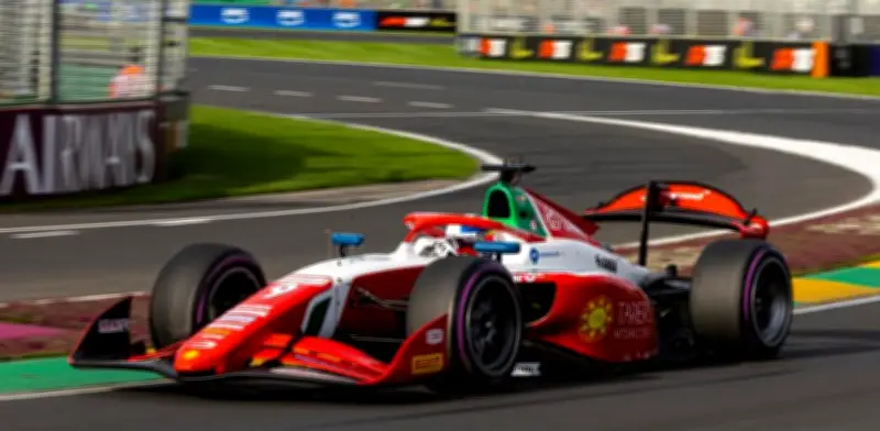 Sebastián Montoya remonta del puesto 15 al noveno en el Gran Premio de Australia de Fórmula 2