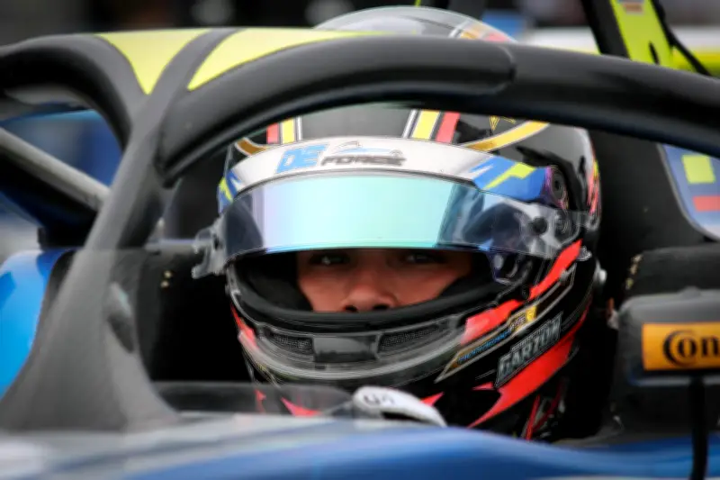 Sebastián 'Tatán' Garzón domina el inicio del USF2000 2026 con doble victoria en San Petersburgo