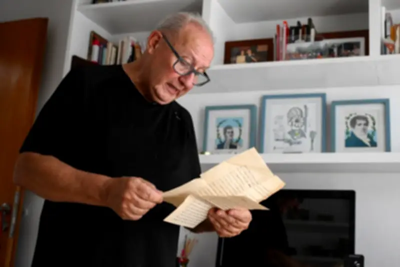 Sobreviviente de dictadura argentina revela cartas de cautiverio tras 50 años