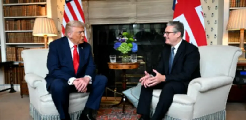 Starmer defiende ante el Parlamento su decisión de no usar bases británicas en ataques iniciales contra Irán