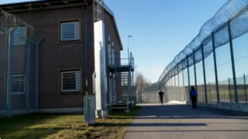 Suecia rebaja edad penal a 13 años: menores podrían ir a prisión en lugar de centros juveniles