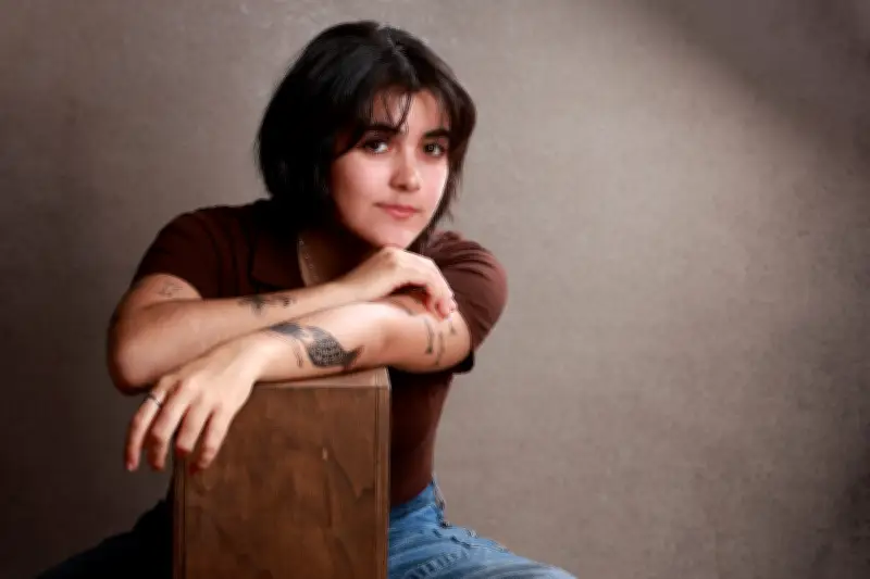 Tamara Silva Bernaschina: La metáfora de la larva en su premiada antología literaria