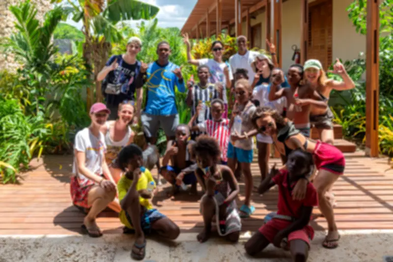 Tierrabomba: De la precariedad al éxito deportivo gracias a Amigos del Mar