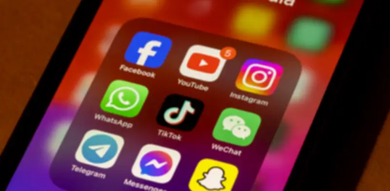 TikTok supera a Google como buscador principal entre jóvenes colombianos