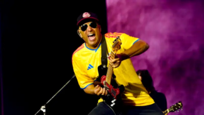 Tom Morello, Guitarrista de Rage Against the Machine, Habla Sobre Colombia y Política