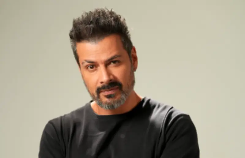 Tommy Vásquez debuta como director y productor con película protagonizada junto a su hijo