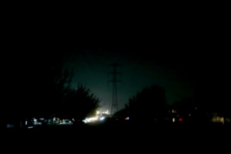 Tormenta eléctrica en Santander deja sin luz a 15 municipios tras afectar subestación de Barbosa