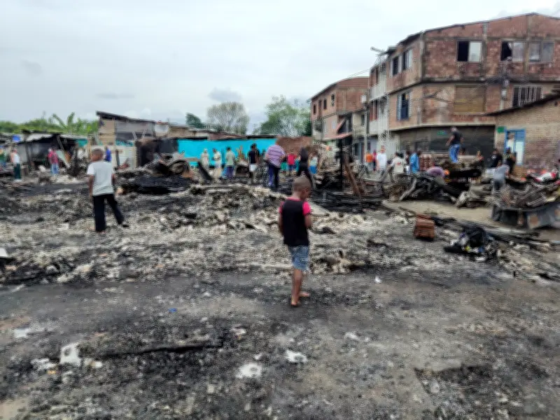 Tragedia en Cali: mujer y niño mueren en incendio del barrio Villa del Prado