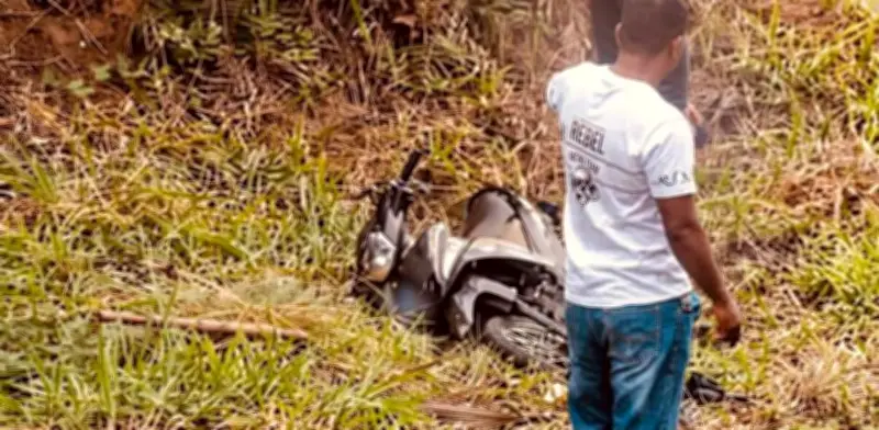 Tragedia vial en Dagua: padre e hijo mueren al chocar su moto contra tractocamión