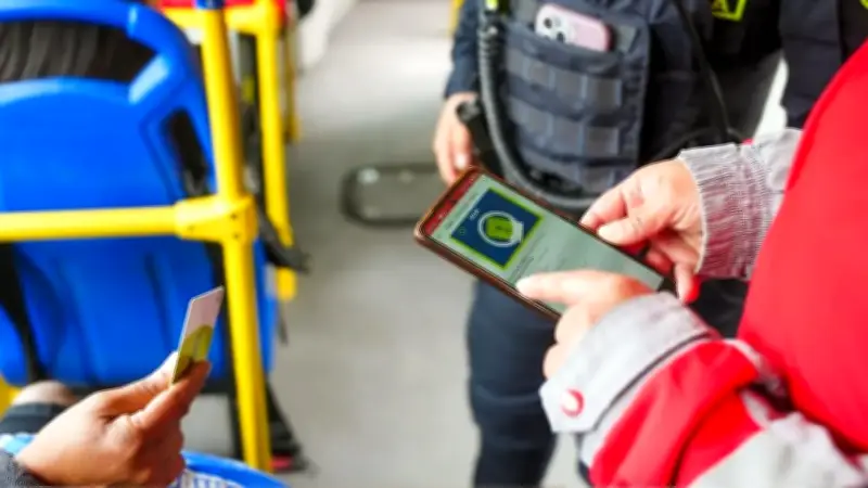 TransMilenio implementa pago con dispositivos móviles: adiós a la tarjeta TuLlave