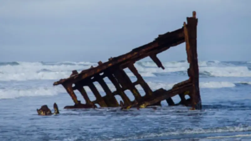 Tres marinos indonesios desaparecen tras naufragio en estratégico estrecho de Ormuz
