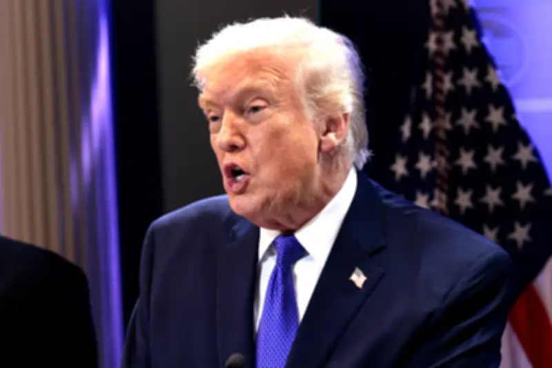 Trump amenaza a Irán con respuesta masiva si bloquea el estratégico estrecho de Ormuz