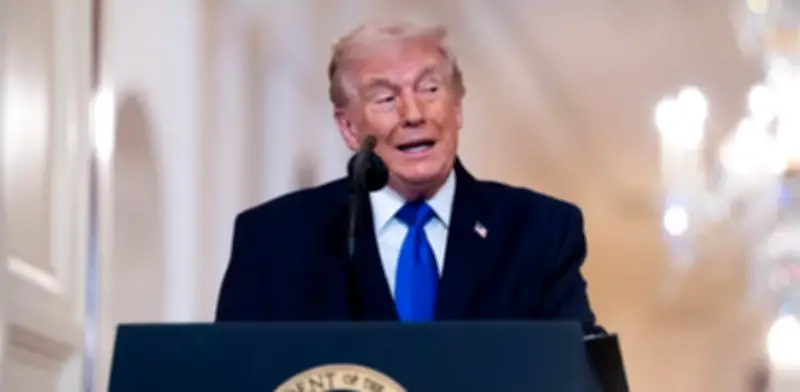 Trump anuncia coalición militar contra carteles de droga en Latinoamérica durante cumbre en Miami